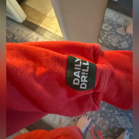 Daily Drills oversized sweatshirt, size: XS/S - color: HEART ❤️ - Picture 4 of 4